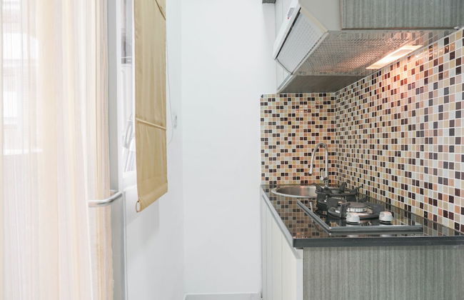 Comfort Studio at Menteng Square Apartment - Photo 11