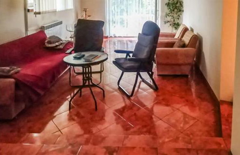 3 Bedroom Awesome Apartment In Klucze - Foto 4