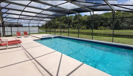 South Facing Pool with Lake View - Ideal for Families & Couples - Foto 2