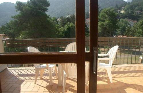 Studio cosy avec terrasse, parking et wifi - Idéal cures et centre-ville, Amélie-les-Bains - FR-1-703-3 - Foto 2