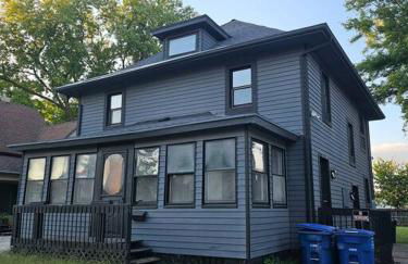 Spacious Duplex by Fairgrounds & Downtown with Fire Pit - Foto 1