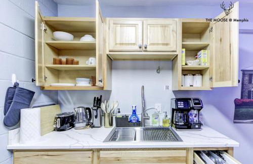 The Moose #4 - Elvis Presley King Suite with Free Parking and WIFI - Foto 17