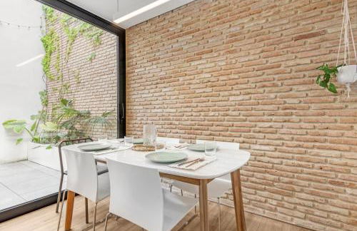 LeonAlba House Private Villa Private rooftop Private Pool Private Andalusian Courtyard Free Parking BBQ 8 Guests - Foto 19