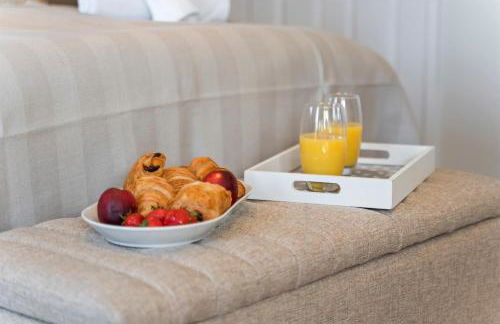 Stunning Countryside Home in Surrey by 53 Degrees Property, Ideal for Family Getaways, Private Tennis Court! - Foto 30