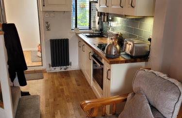 LITTLE HAVEN 1 Bedroom House sought after area - Foto 3