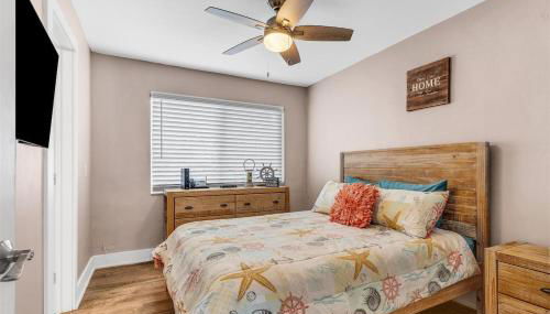 Reel Deal - Waterfront Pool Home, 76' Dock - Foto 5