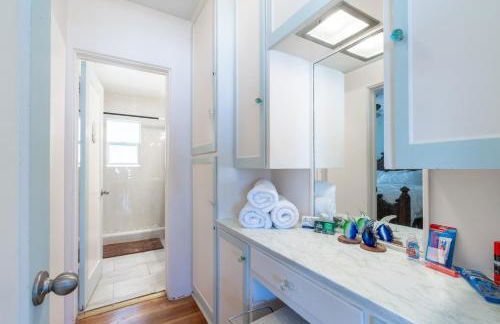 BEACHFRONT COTTAGE UPPER UNIT - Foto 18