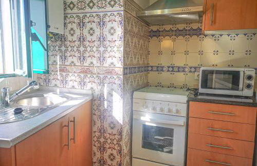 Casa do Rosa - Sleeps 6 - Parking - WiFi - Foto 7