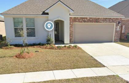 Spacious 4-bedroom house with WiFi, in peaceful Slidell with Lake in backyard - Foto 1
