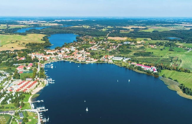 Cottage With Fireplace, Right on the Lake, Ryn - Foto 24
