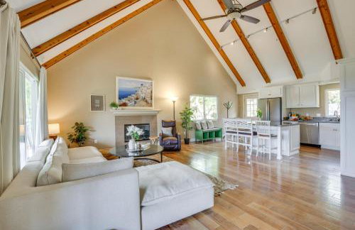 Hot Tub and Balcony Rainbow Retreat Near Wineries! - Foto 3