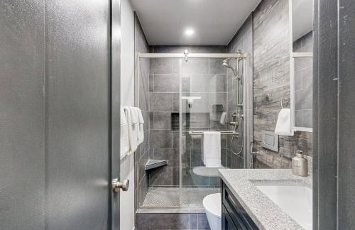 Modern Mountain Retreat - Foto 17