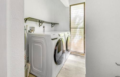 Newly Renovated Condo with SUP Paddle Boards and Golf Clubs Included - Foto 20