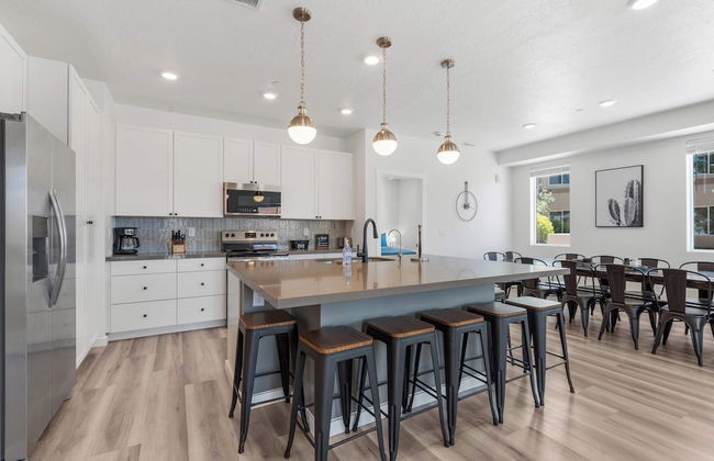 Vintage Desert 5 BDR w/ Resort Amenities - Foto 13