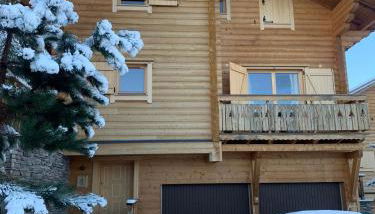 La joue du loup Bord des pistes - Chalet en bois de charme pour 10 personnes - Photo 2