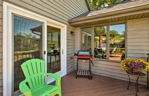 Family Home with Deck, Yard, Dock on Rock River - Foto 35