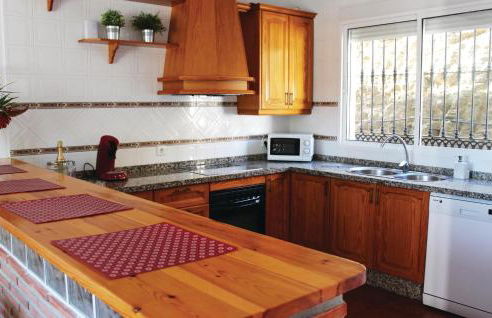 4 Bedroom Nice Home In Árchez - Foto 22