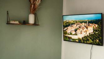 Zentrale & frisch renovierte Unterkunft am Bahnhof - Foto 3