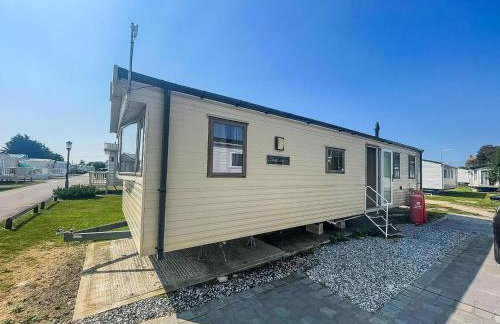 Homely 8 Berth Caravan In Essex, At Steeple Bay Ref 36046E - Foto 1