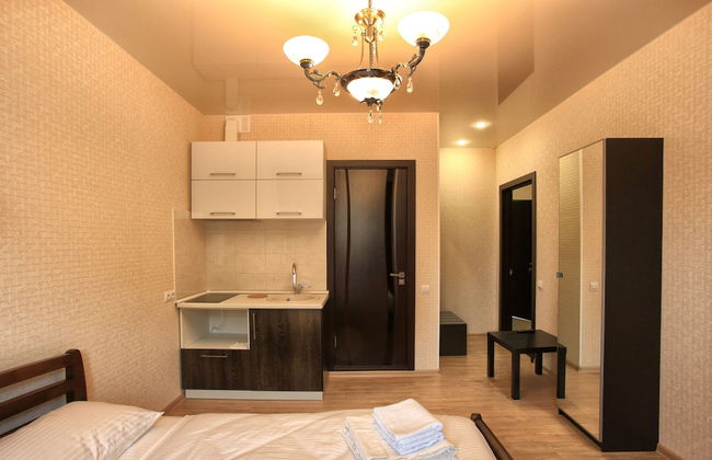 G&I Apartments - Photo 9