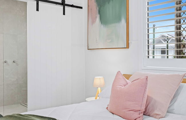 Palm Beach Cottage Walk to Beach - Photo 5