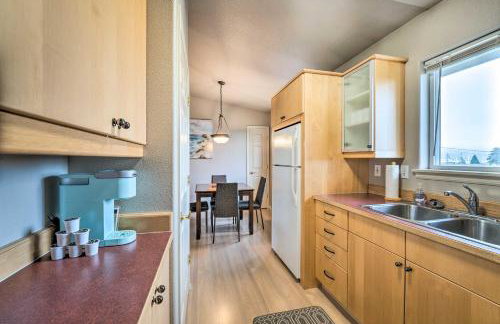 Anacortes Condo about 1 Mi to Marina and Fidalgo Bay! - Photo 9