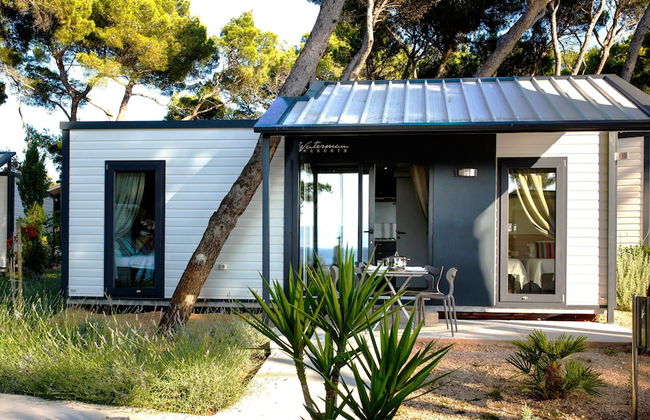 Waterman Beach Village - Photo 18