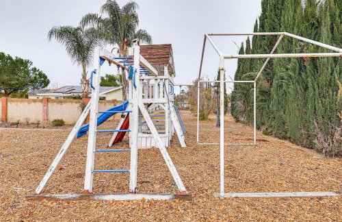 Patio and Workspace Peaceful Riverside Retreat! - Foto 24