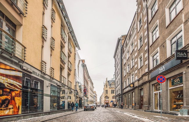 Greystone Suites & Apartments - Photo 58