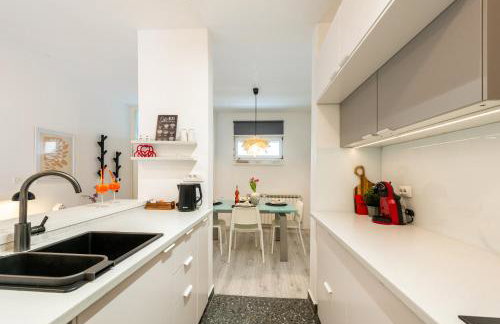 Apartment Nora - modern cozy apartment with FREE PARKING and TERRACE - Photo 13