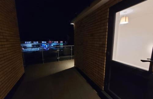 New build home with WI-FI, Smart TV, dedicated office floor, large terrace and Free parking - Foto 29