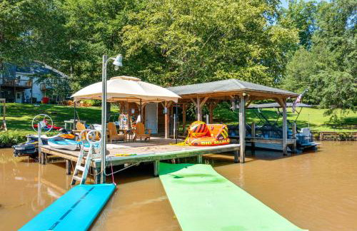 Waterfront Sparta Home with Game Room and Fire Pit! - Foto 38