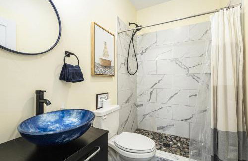 Torch Lake Blue 4BDR Beachfront House ➠ 2364 - Photo 23