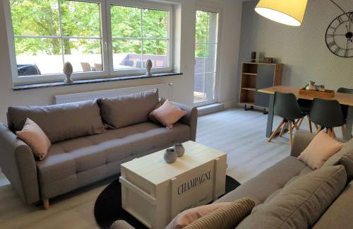 Große, helle Ferienwohnung mit 2 Balkonen auf dem Kastanienhof Oetzen in der Lüneburger Heide - Foto 3