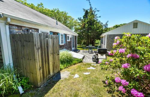 15556 - Walk to Skaket Beach or Bike to Rail Trail w Outdoor Shower SUP Board Ping Pong Table - Foto 4