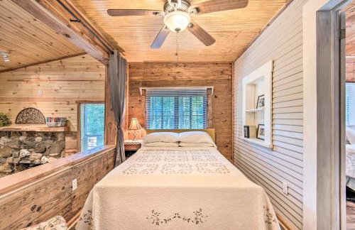 Updated Cabin with Porch, Mins to Cossatot River - Foto 16