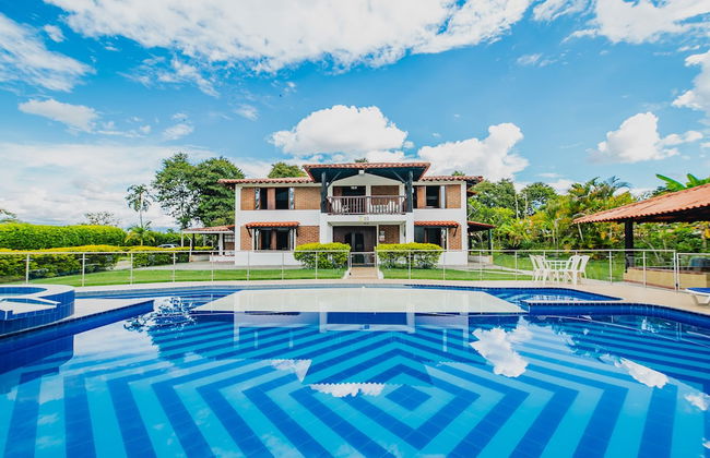 Sol y Luna Country House in Quindo - Foto 1