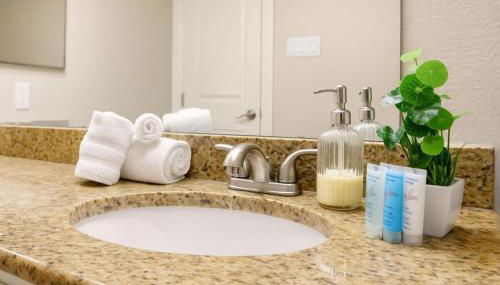 Prime Location 1BR Home near TheHeights with BBQ & Gym - Foto 3