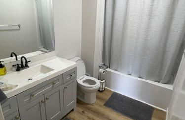 Cozy updated lake - Foto 12