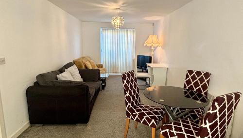 2 Bed Wolverhampton Apartment-Sleeps 5 - Foto 5