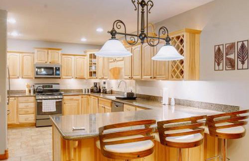 RelaxingRejuvenating 4BR 3 and half BA cabin Munds Park - Foto 10