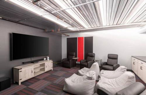 Charming Luxury Apt with Rooftop, Gym, and Parking - Foto 22