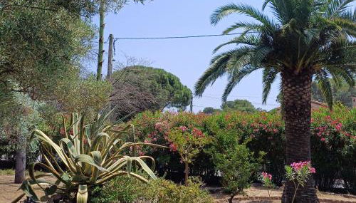 villa 4 étoiles entière 3 chambres 4 lits proximité centre, commodités et plages - Photo 3, Garden view