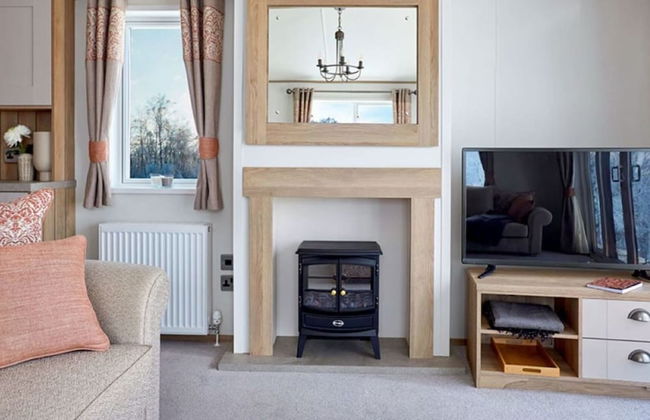 1 Bed Lodge Sleeps 4 - Pet Welcome - Fireplace - Foto 7