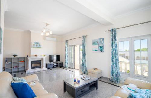 Villa Casa Castelo - Refúgio com piscina aquecível e BBQ na Galé, Albufeira - Foto 20