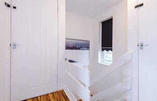 Middleton 4 Bed Free Parking Long stays - Foto 48