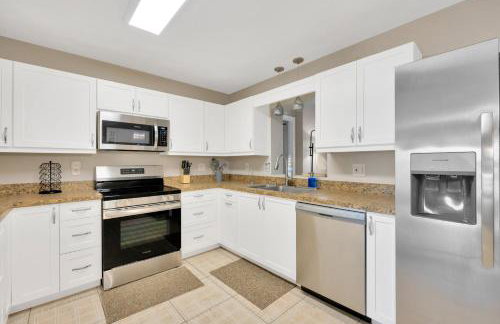 Getaway with Heated Pool and fence by Siesta Key Beach - Foto 3