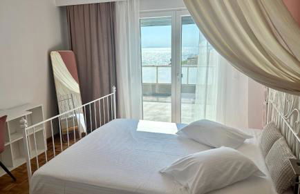 SeaBreeze Penthouse with Private Parking - Foto 11