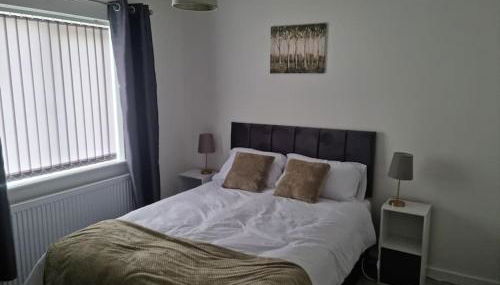 5 bedroom house - Cheshire Oaks - Foto 1