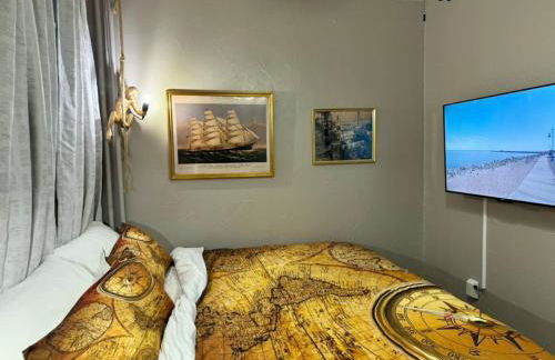 Comfy, Close to Downtown with Lake & Lift Bridge Views - Foto 25